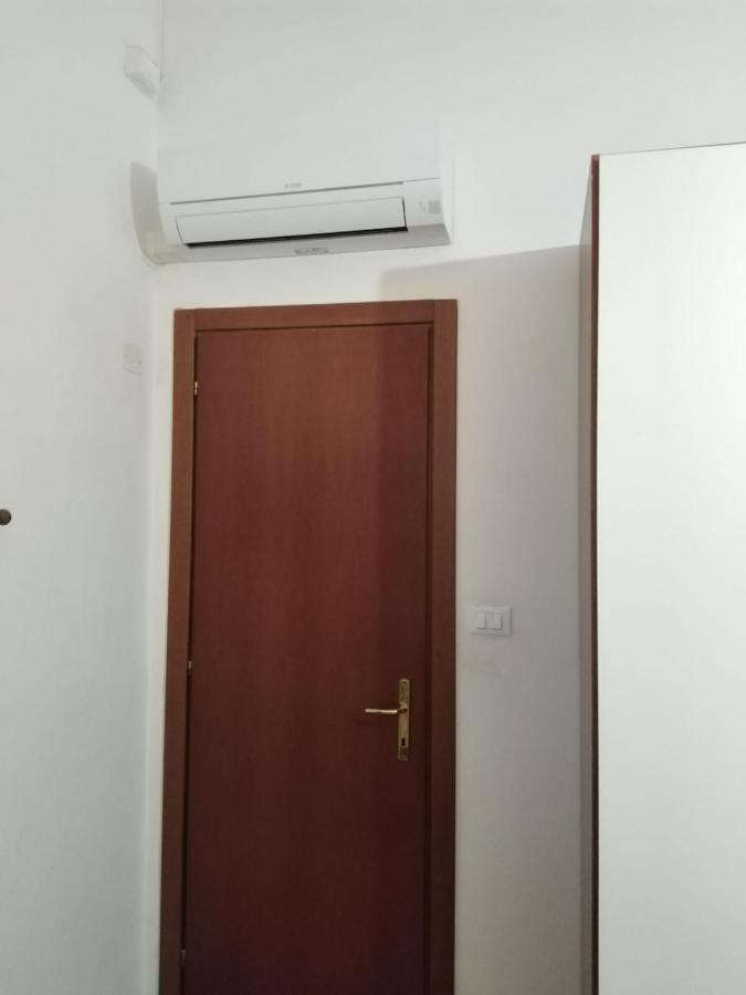 Cavour Self Check-in Livorno