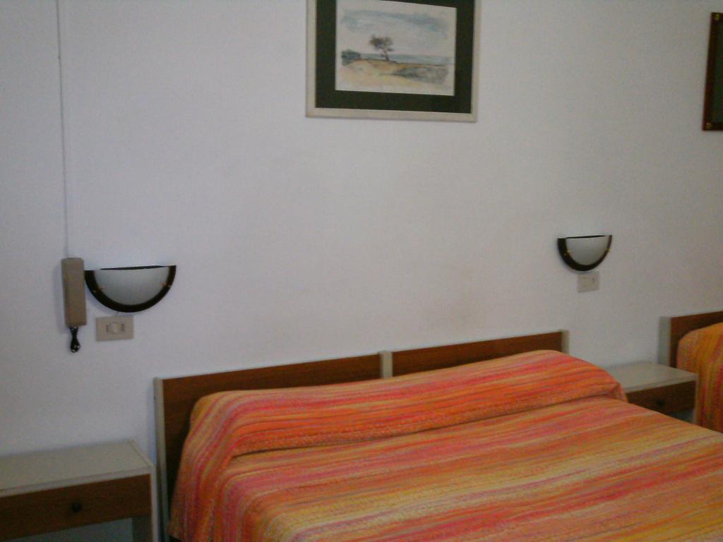 Hotel Cavour *