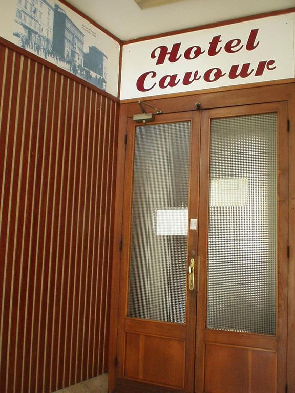 Cavour Hotel *